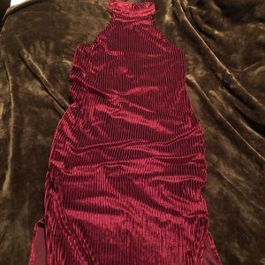 Long backless velvet dress